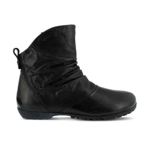 NWOT SPRING STEP ULZANA Black Comfort Bootie, Size 6 - Picture 1 of 7